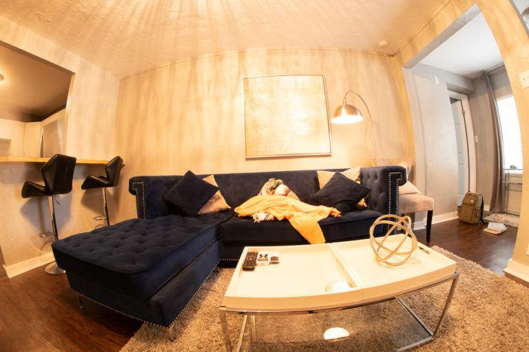 This is a typical snapshot you often see on Airbnb… it won't attract too many bookings.