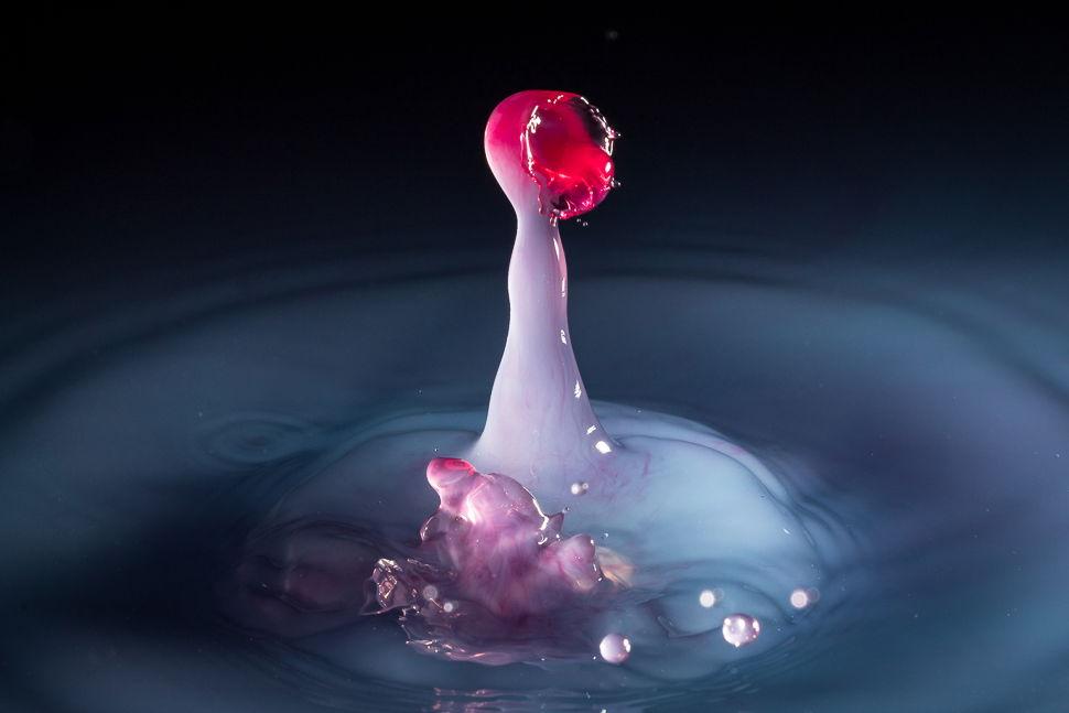 Water droplet splash photo