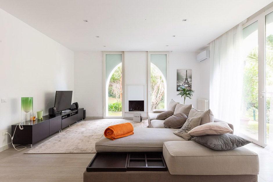 Catch row property photo
