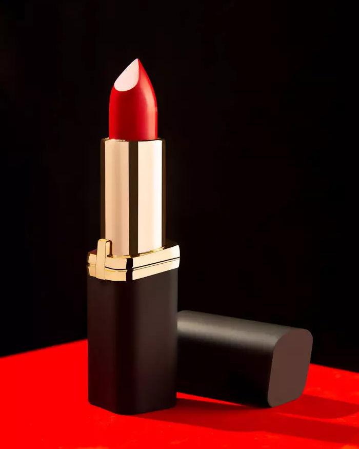 Lipstick striking colors